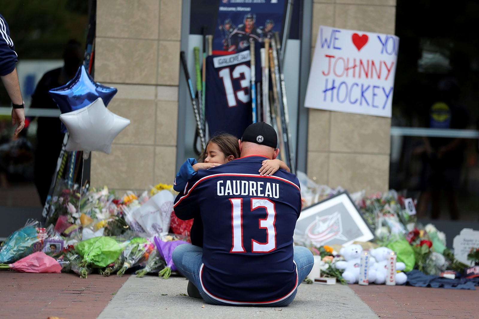 APTOPIX_Blue_Jackets_Gaudreau_Hockey_44036--61ac3_1084106831.jpg