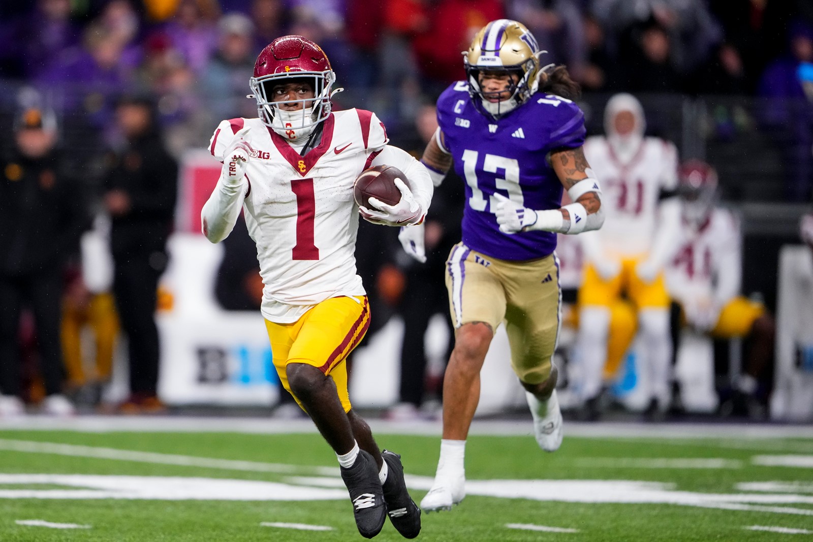 USC_Washington_Football_56229--5f90e_1086025957.jpg