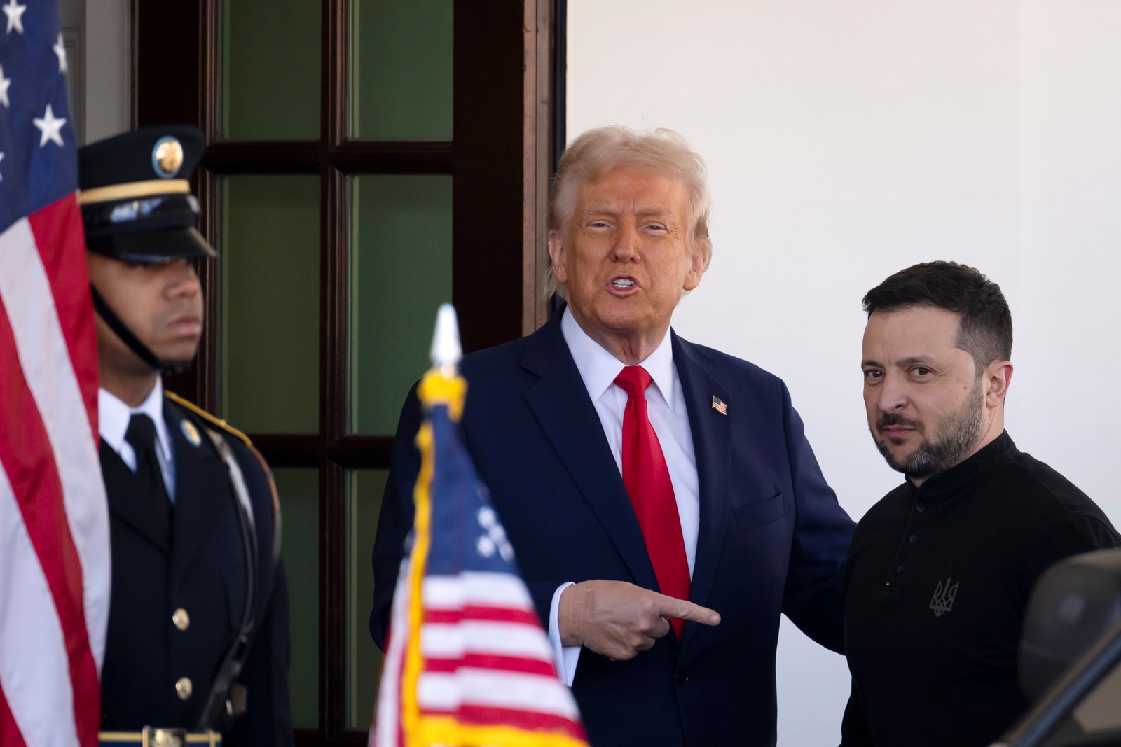 Trump_Zelenskyy_03743--e033a_1090435810.jpg