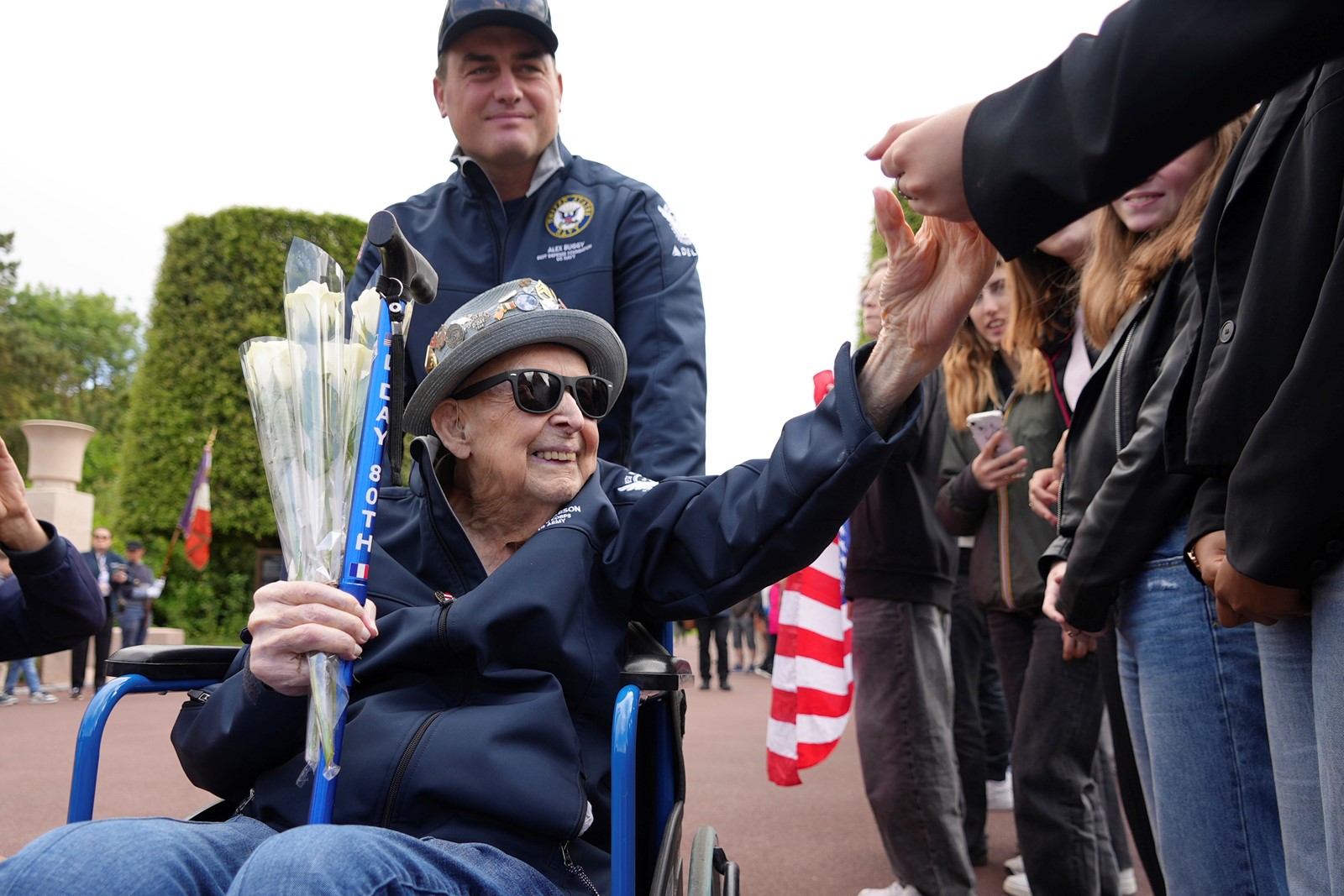 D-Day_Veterans_Return_63536--f8ae2_1093919042.jpg