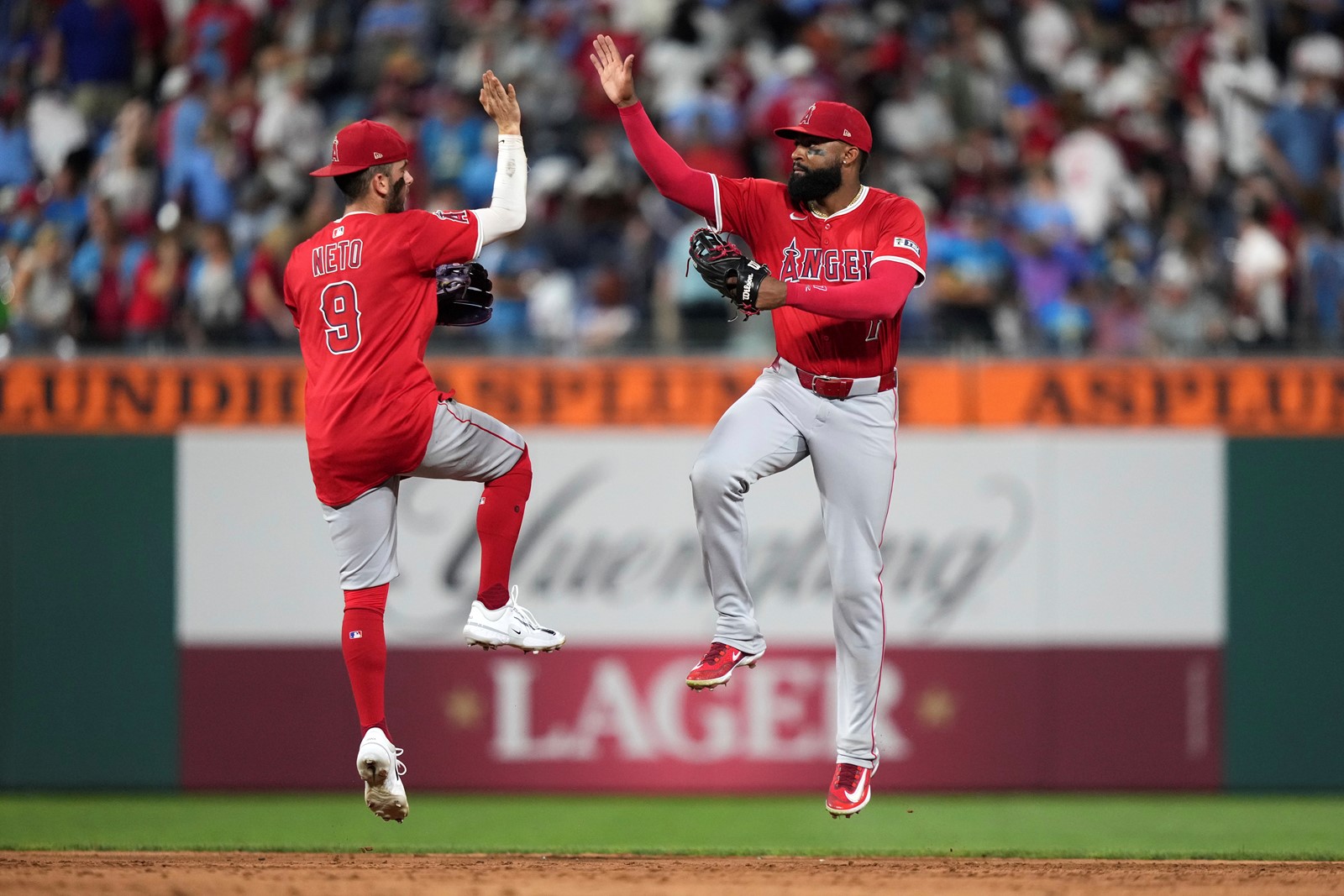 Angels_Phillies_Baseball_50899--0ceb1_1095475325.jpg