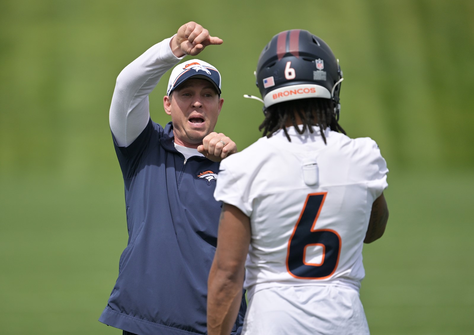 TDP-L-Broncos-OTA-RJS-30942_1079986365.jpg