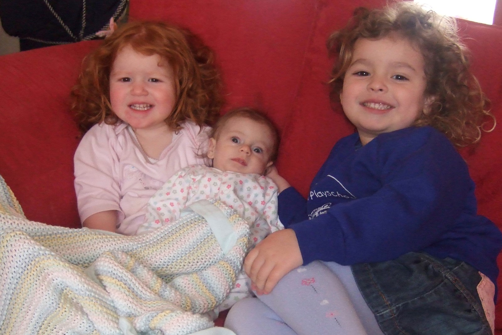 Three_Person_Baby_90156--e7e50_1095393598.jpg