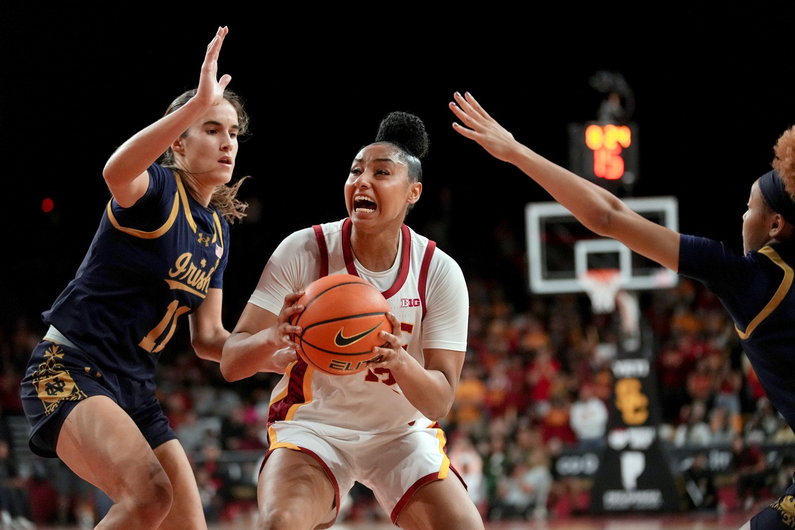 Notre_Dame_USC_Basketball_97797--5f49e_1086878580.jpg