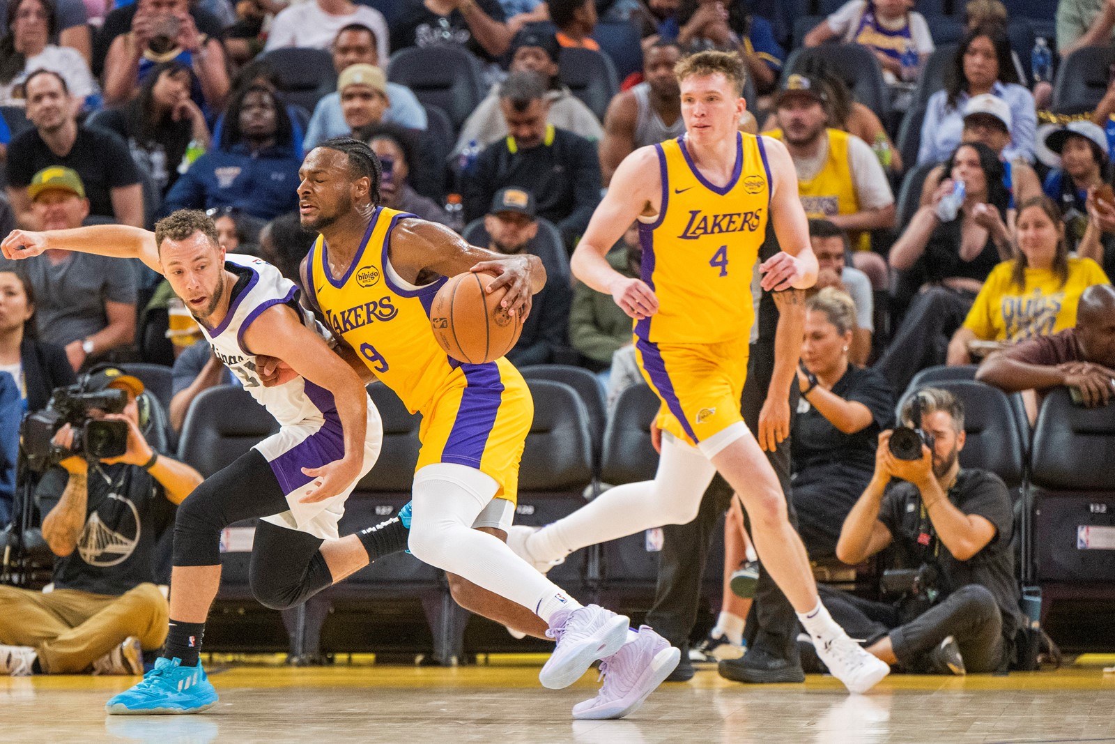 Lakers_Kings_Basketball_92503--7e471_1080886584.jpg