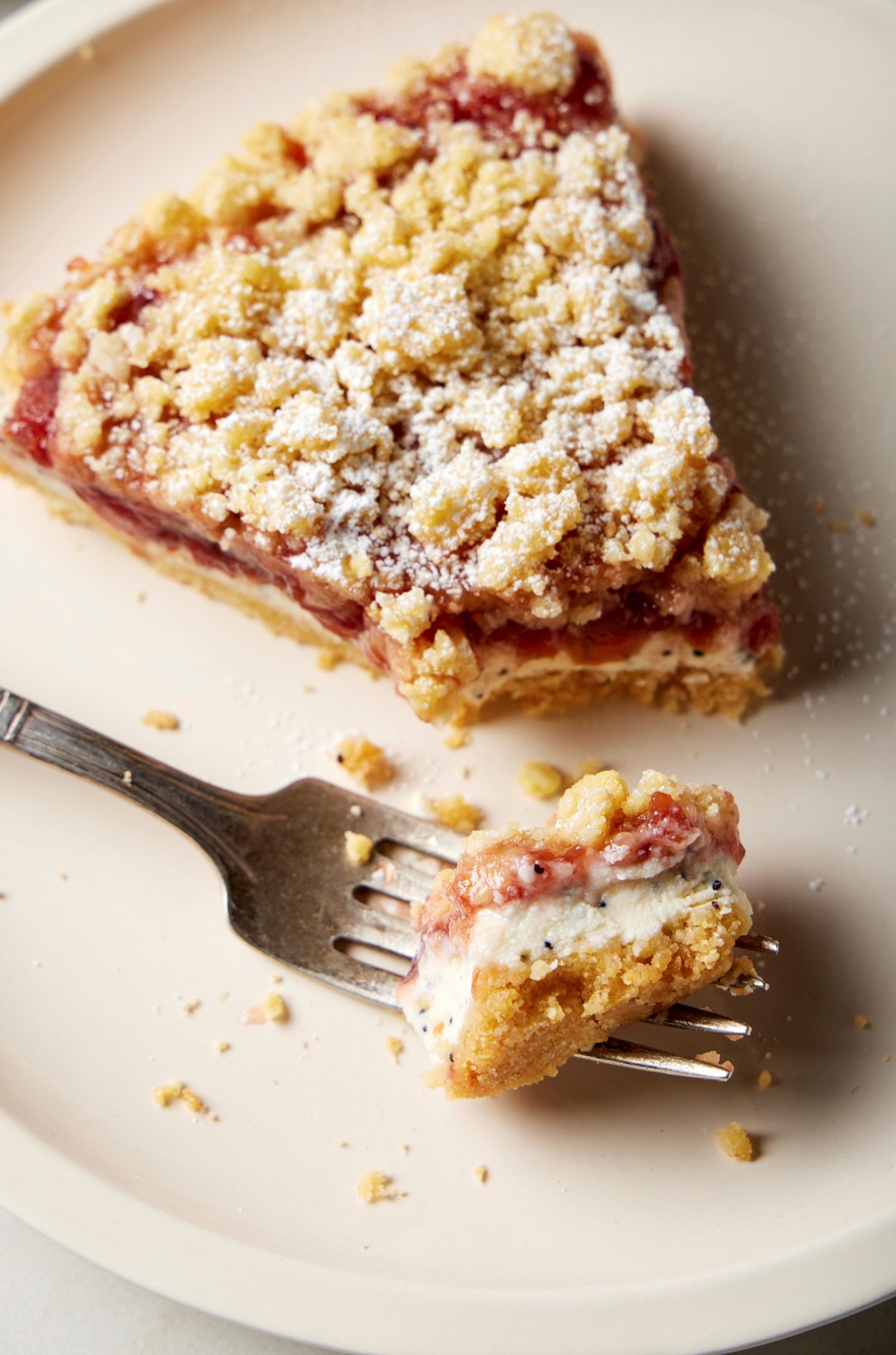 Food-MilkStreet-Ricotta_Cherry_JamTart_65457--980ed_1093581965.jpg