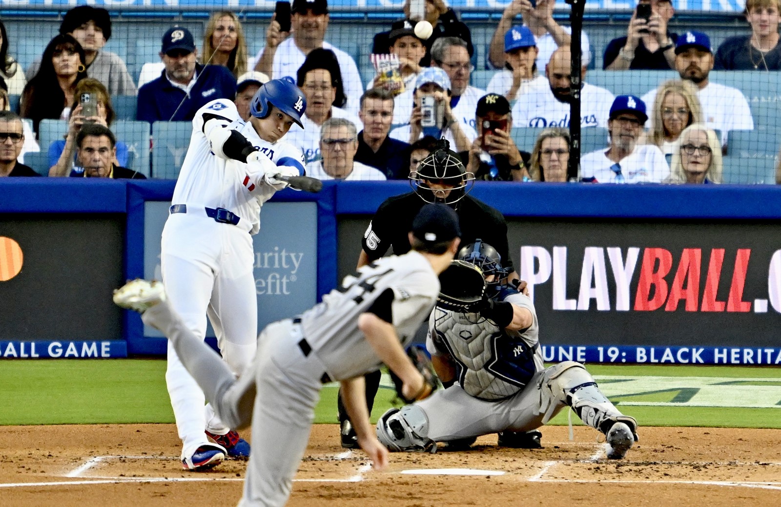0530_NWS_LDN-L-DODGERS-0531-KB44_1093717008.jpg