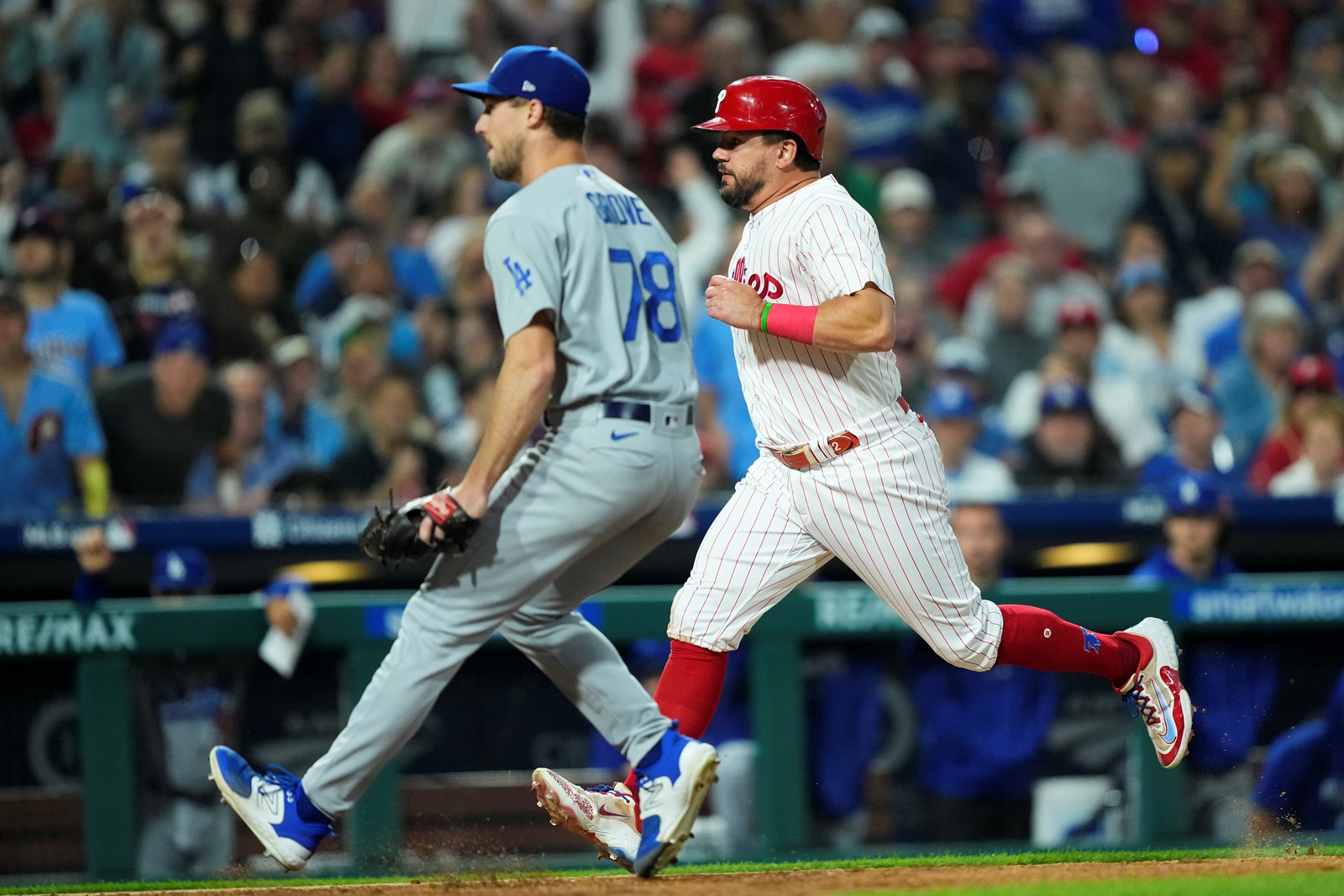 Dodgers_Phillies_Baseball_17661--64172_1063684786.jpg