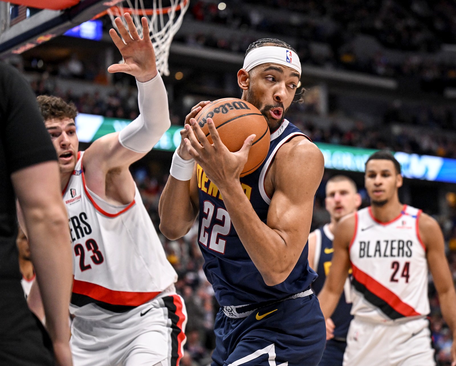 TDP-L-NUGGETS-BLAZERSA03_1059xxx_1090224611.jpg