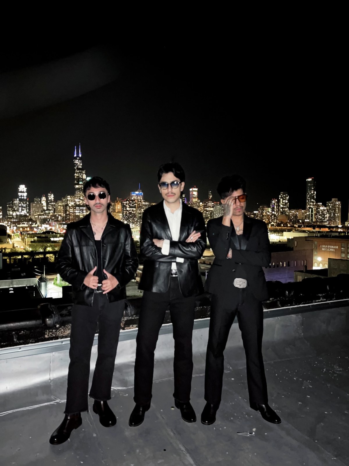1022_NWS_LDN-L-MUSIC-DARKWAVE-1027-01_1085554275.jpg