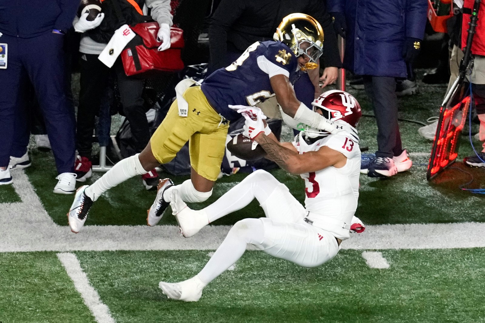 CFP_Indiana_Notre_Dame_Football_87030--15976_1087849514.jpg