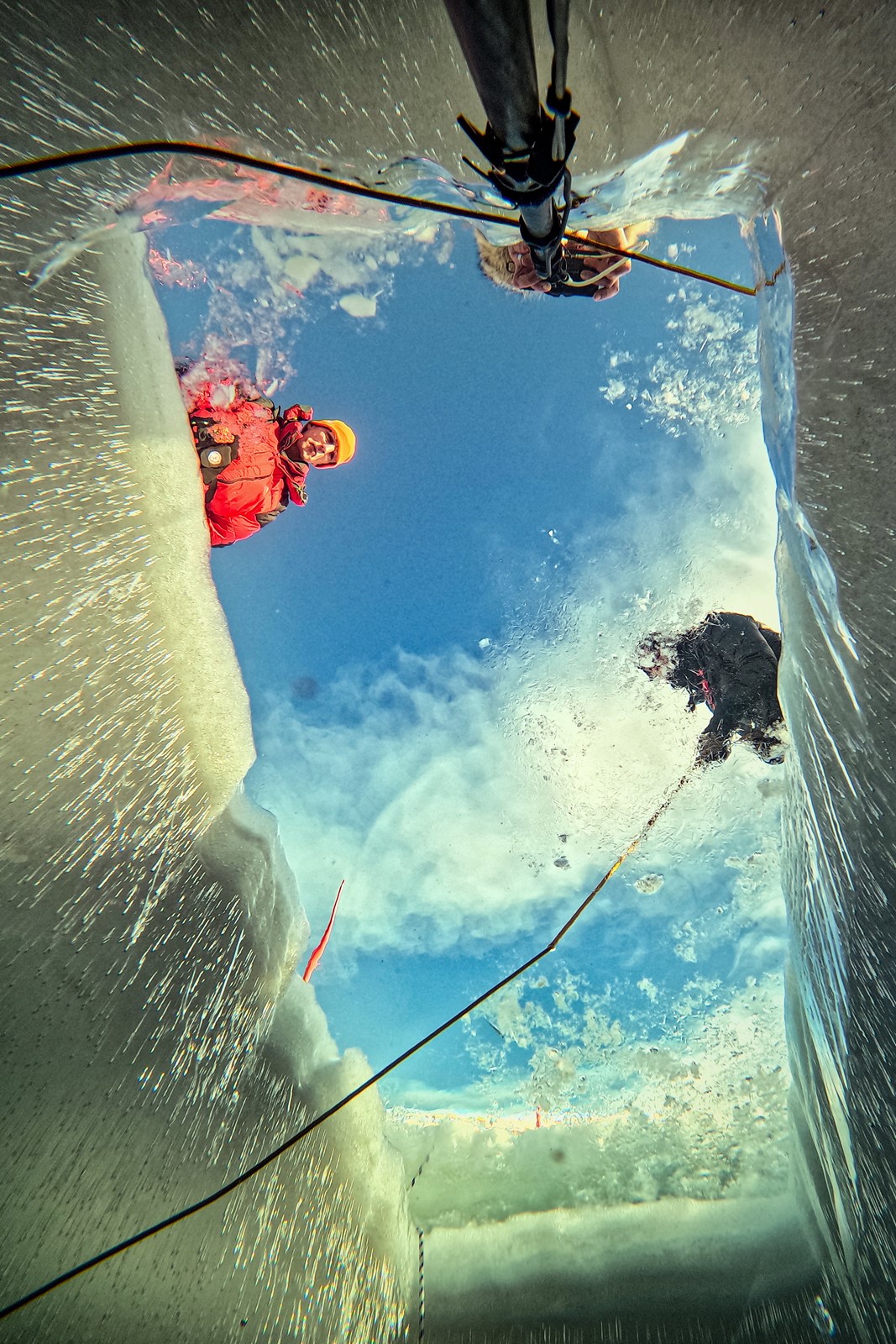 Finland_Arctic_Ice_Diving_62177--2fd68_1104949557.jpg
