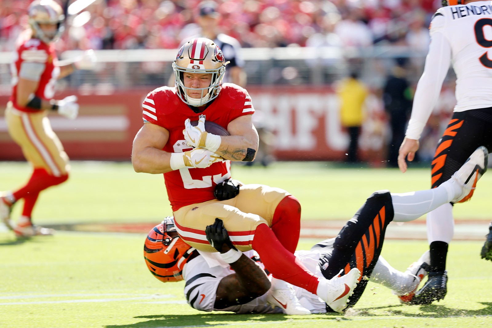 1102_NWS_Bengals-49ers-Football_149978152_1071139724.jpg