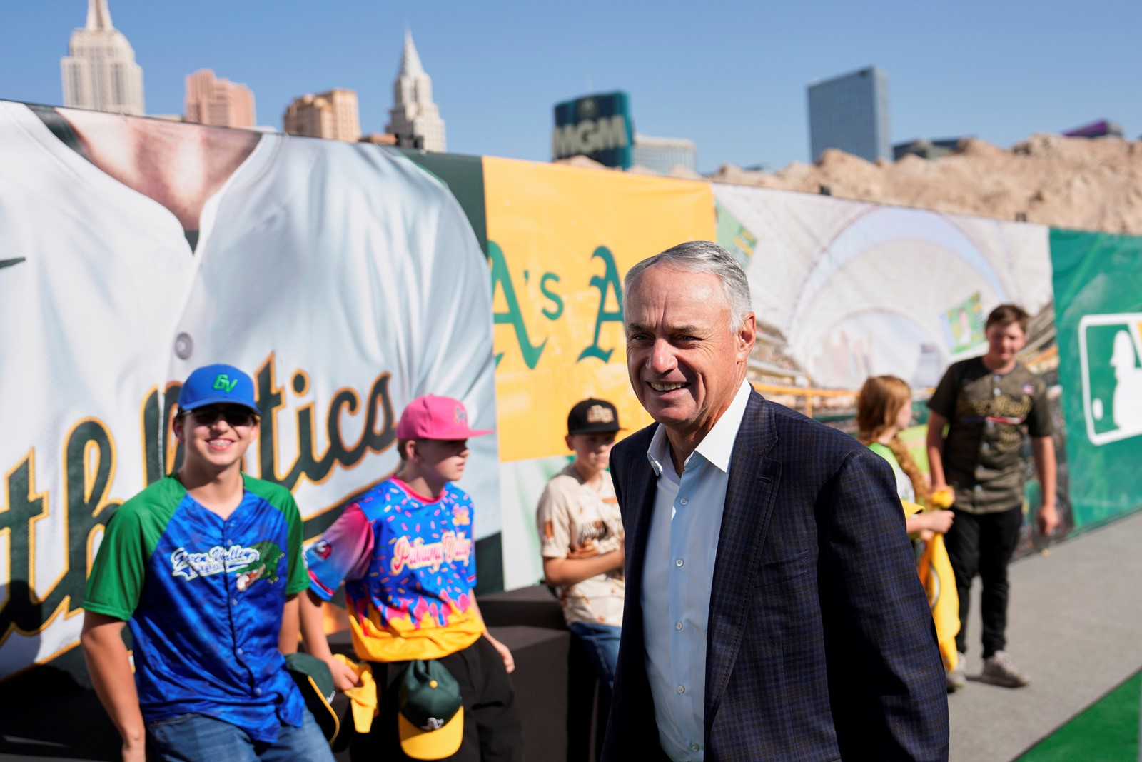 Athletics_Groundbreaking_Baseball_50903--e7688_1094584577.jpg