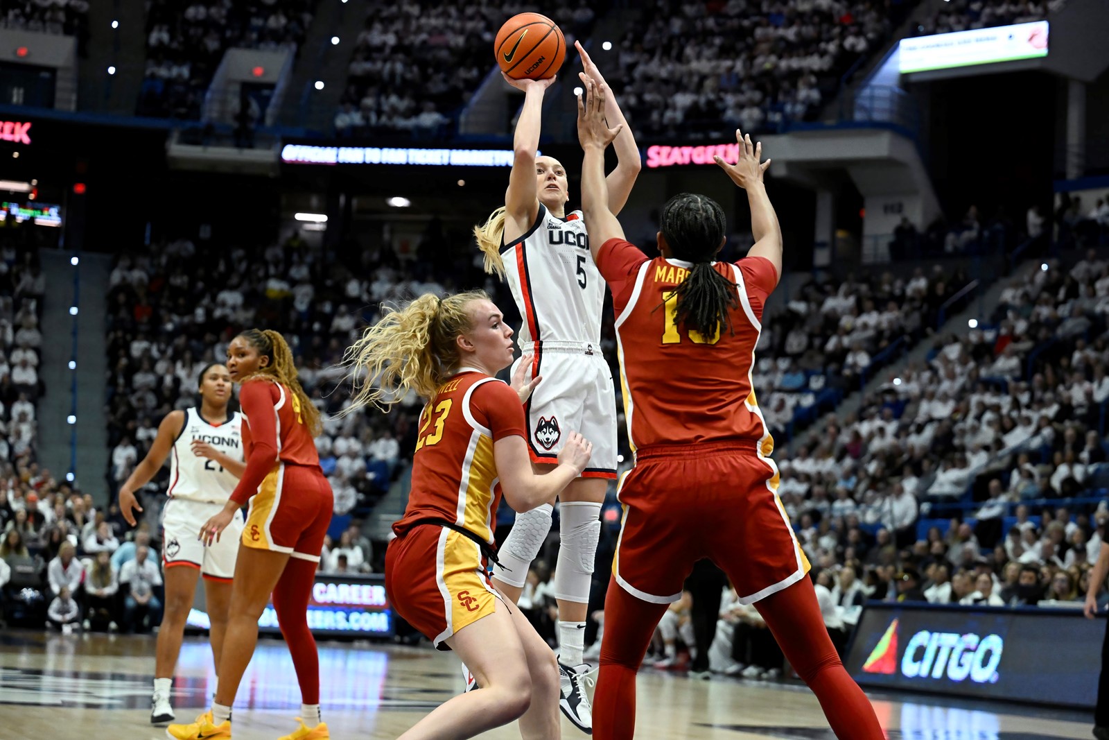 USC_UConn_Basketball_51387--3cd30_1087860730.jpg
