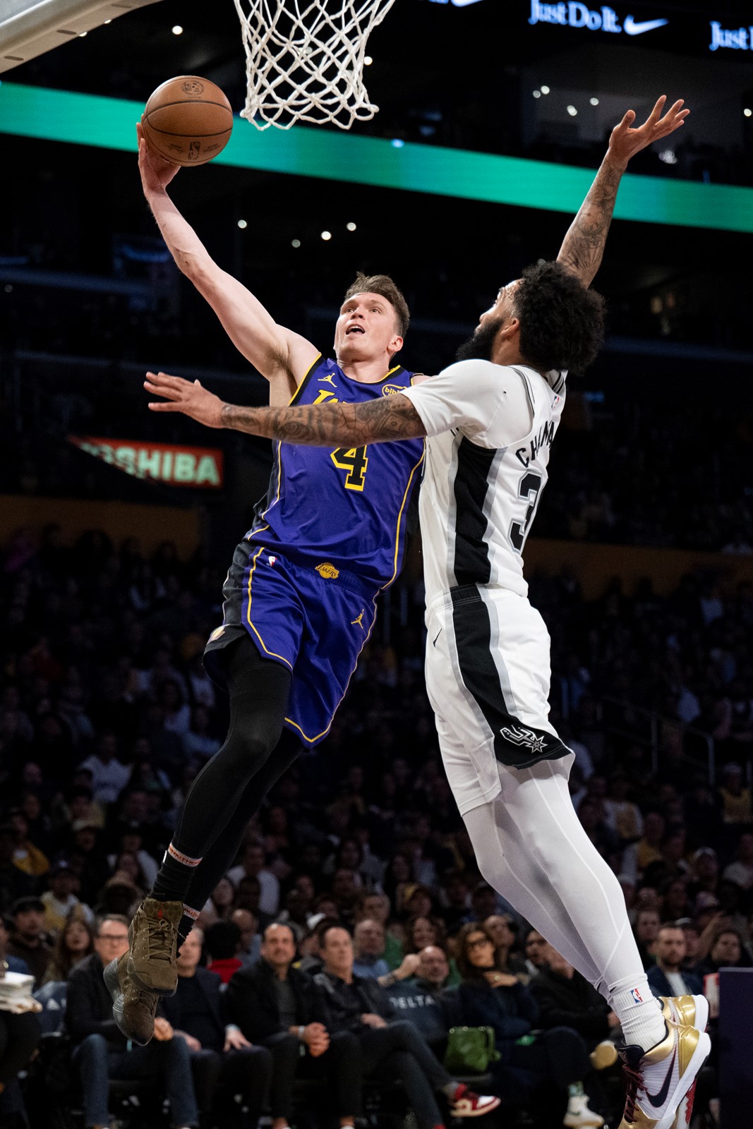 0701_NWS_SCG-Z-Lakers-0702_1094873437.jpg