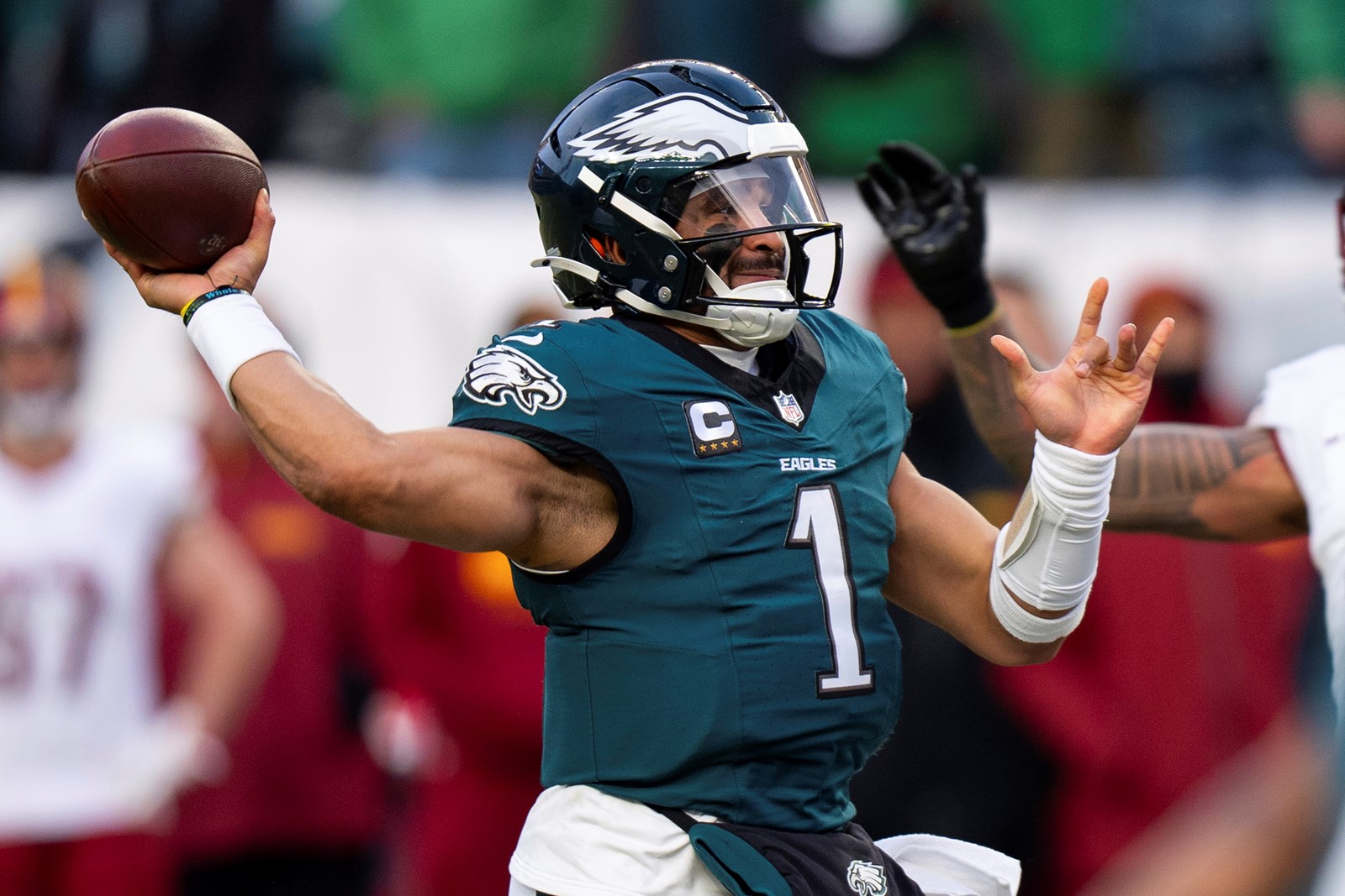 Commanders_Eagles_Football_42757--6eba2_1089198418.jpg