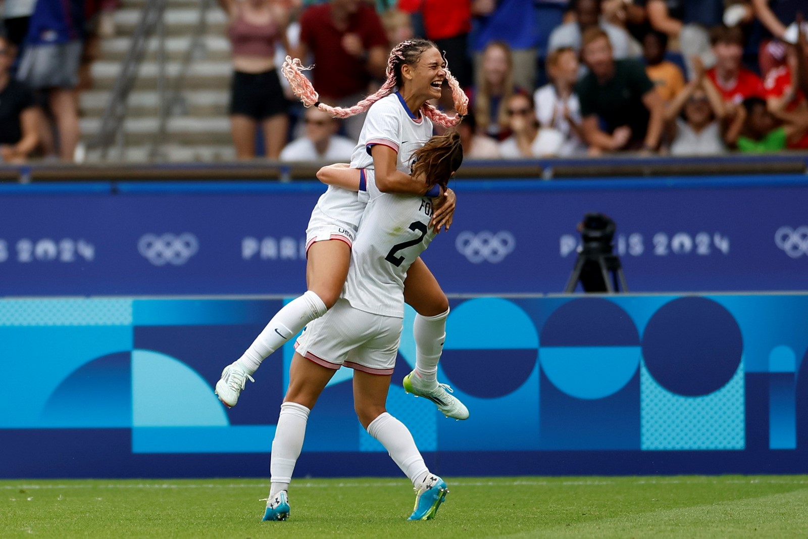 APTOPIX_Paris_Olympics_Soccer_65492--11bd6#2_1082128224.jpg