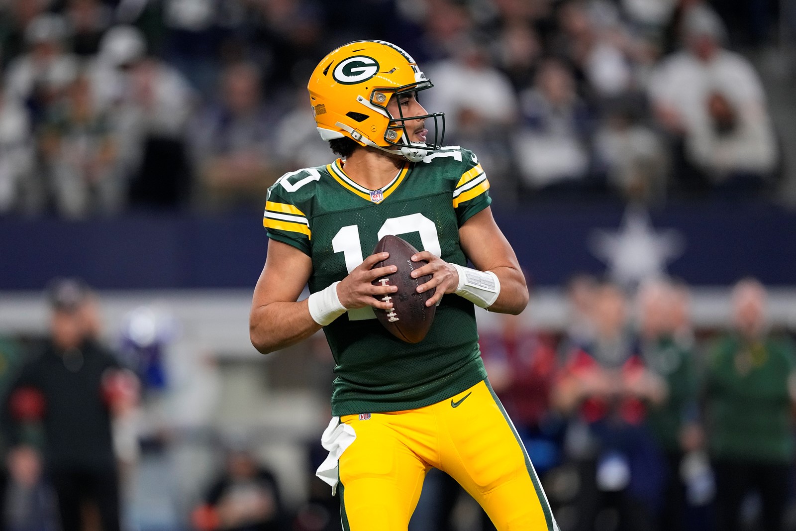 Packers_Cowboys_Football_28119--394b3_1073772640.jpg