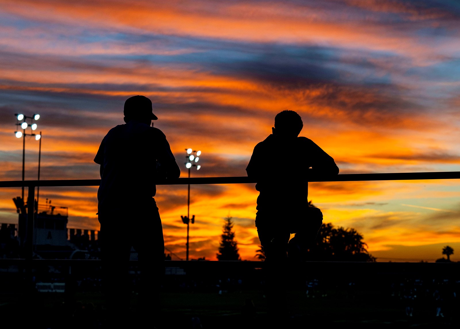 1101_NWS_SBS-L-SUNSET-1102-01-TP_1085977706.jpg