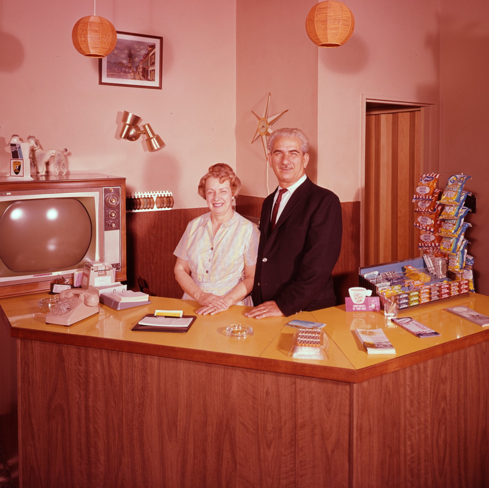 1029_NWS_TDP-Z-FE02MOTELS-01_1099299576.jpg