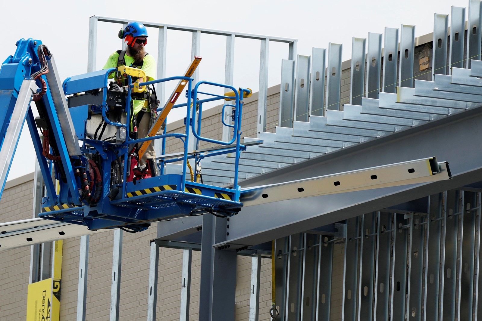 Economy_GDP_57416--3b8a6_1083209644.jpg