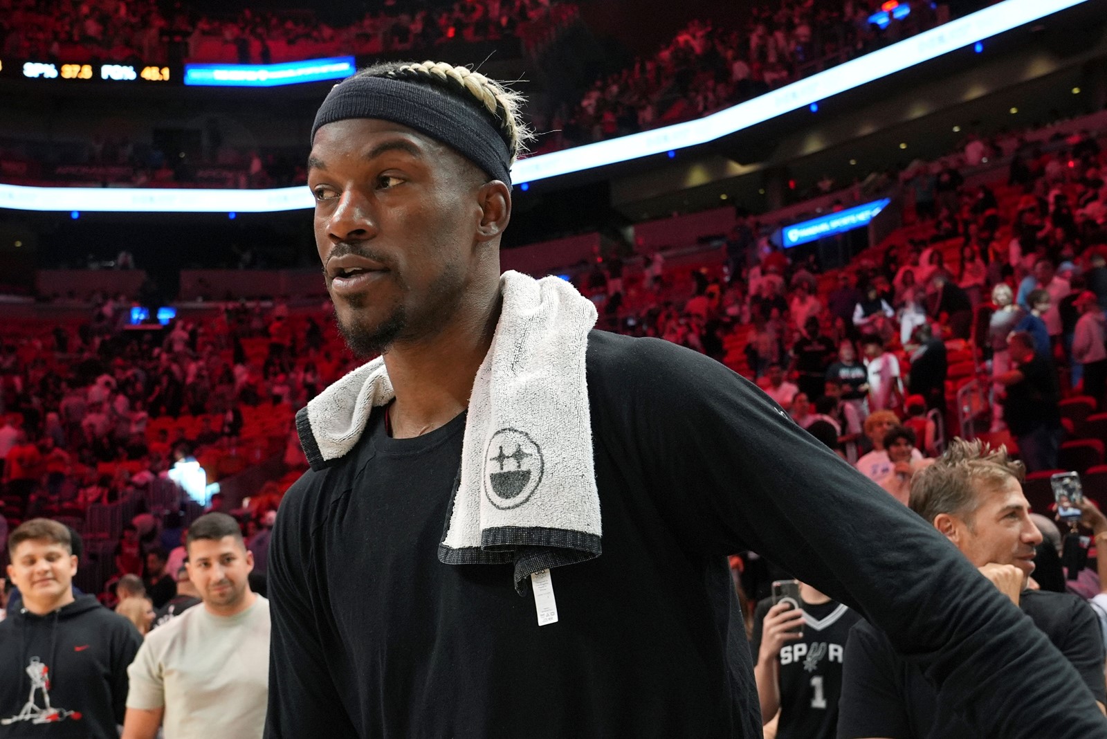 Spurs_Heat_Basketball_24308--4c2bf_1089306349.jpg