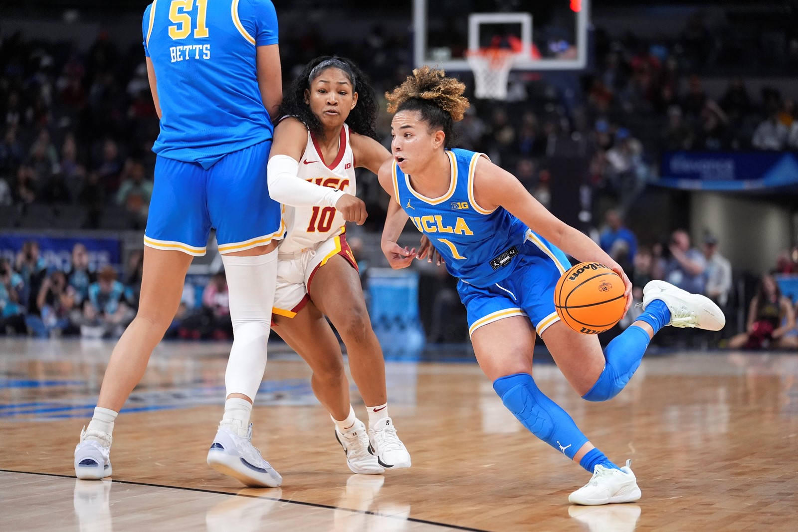 B10_UCLA_USC_Basketball_52737--c0bc2_1090909782.jpg