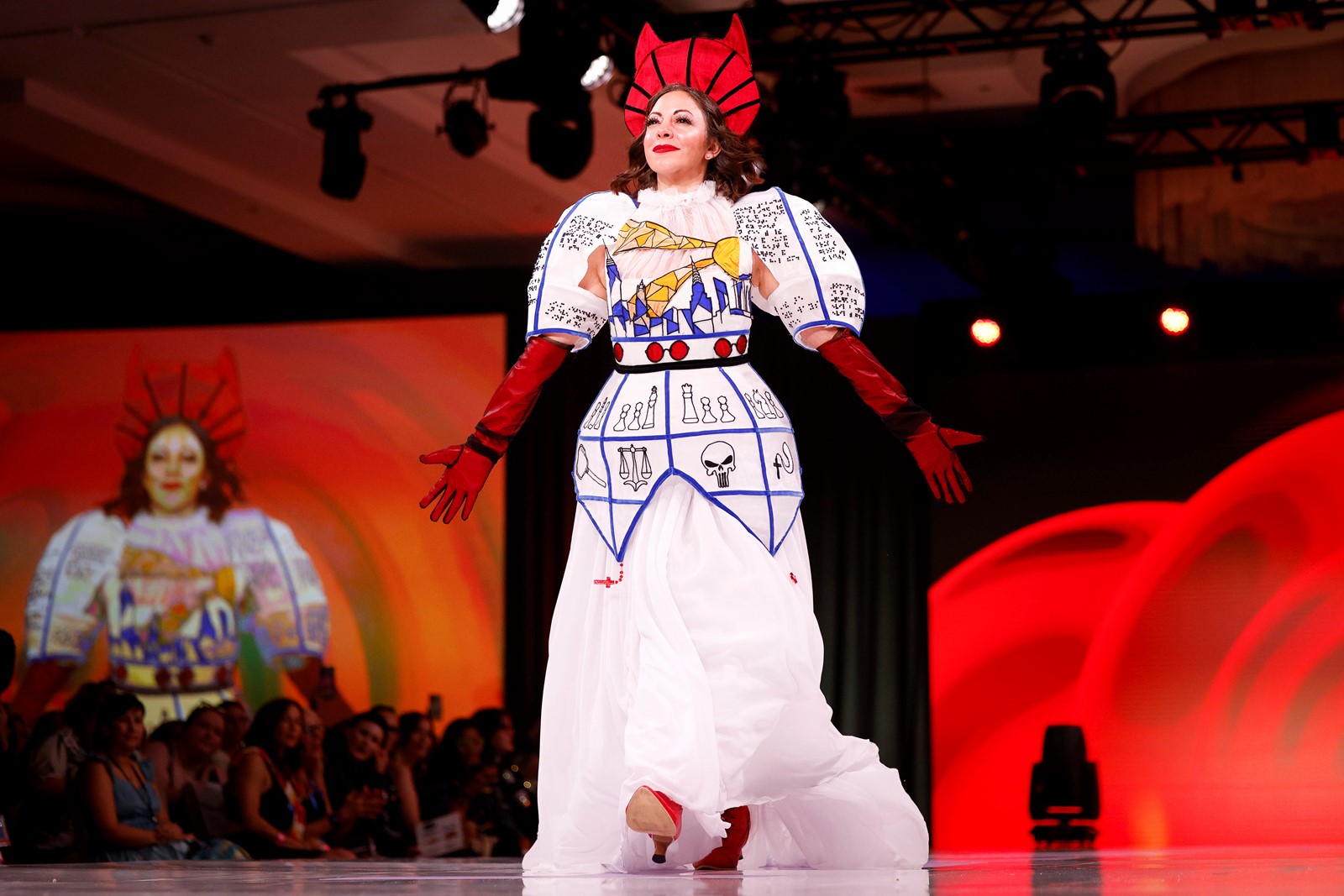 SUT-L-CC-HERUNIVERSE-014_1095289642.jpg