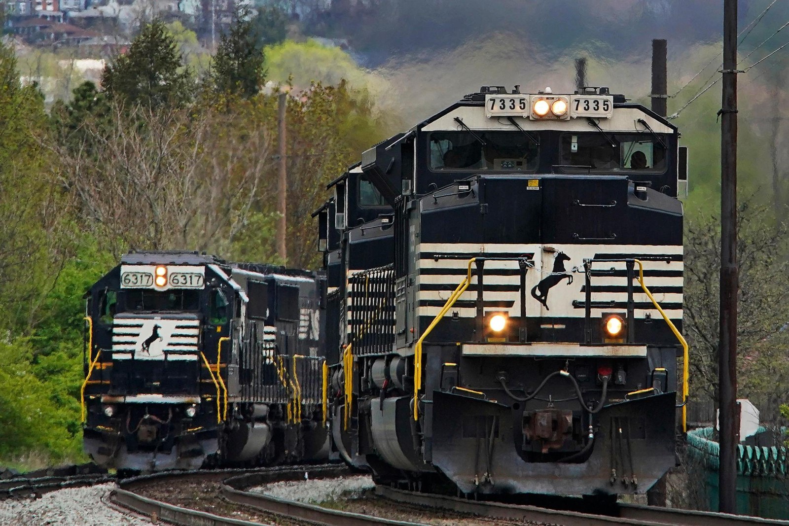 Railroad_Contract_Talks_82416_1095924935.jpg
