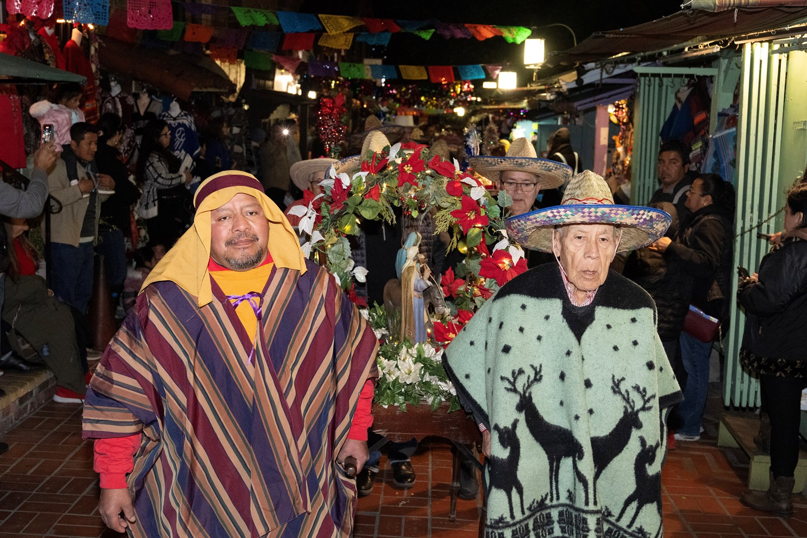 LDN-L-OLVERA-1224-DK-05_1087933140.jpg