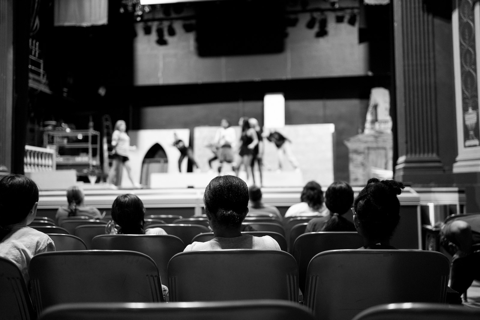 TOP-L-Arts-Stagecrafters0323-02_1091029686.jpg