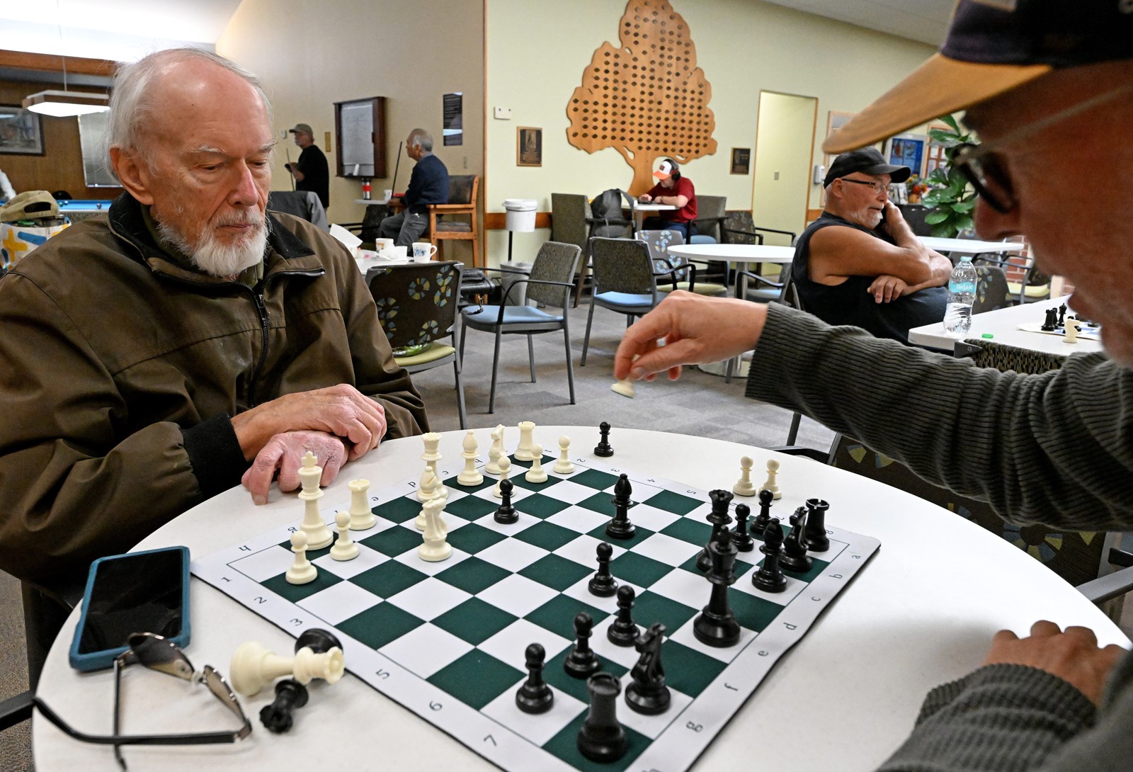 RHC-L-SeniorChess3-js-1023_1099964273.jpg