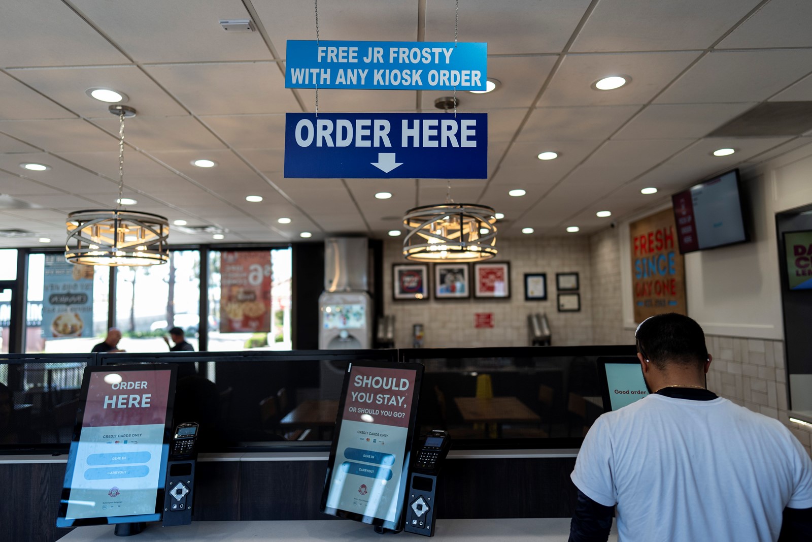 California_Fast_Food_Wages_34763--f65b6_1081037681.jpg