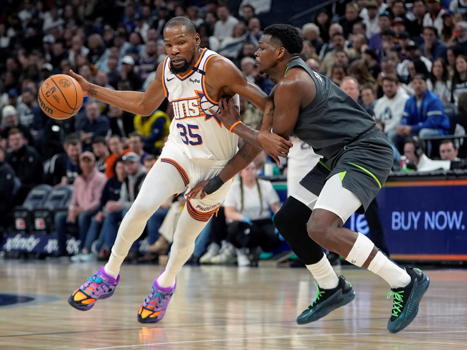 STP-Z-Suns-Timberwolves-Basketball_225142175#1_1094416788.jpg