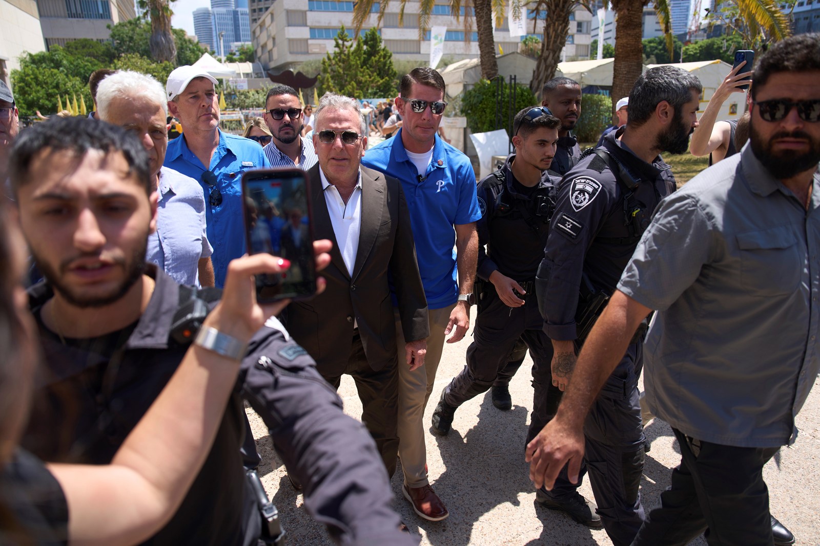 Israel_Palestinians_US_48133--1712d_1095983285.jpg