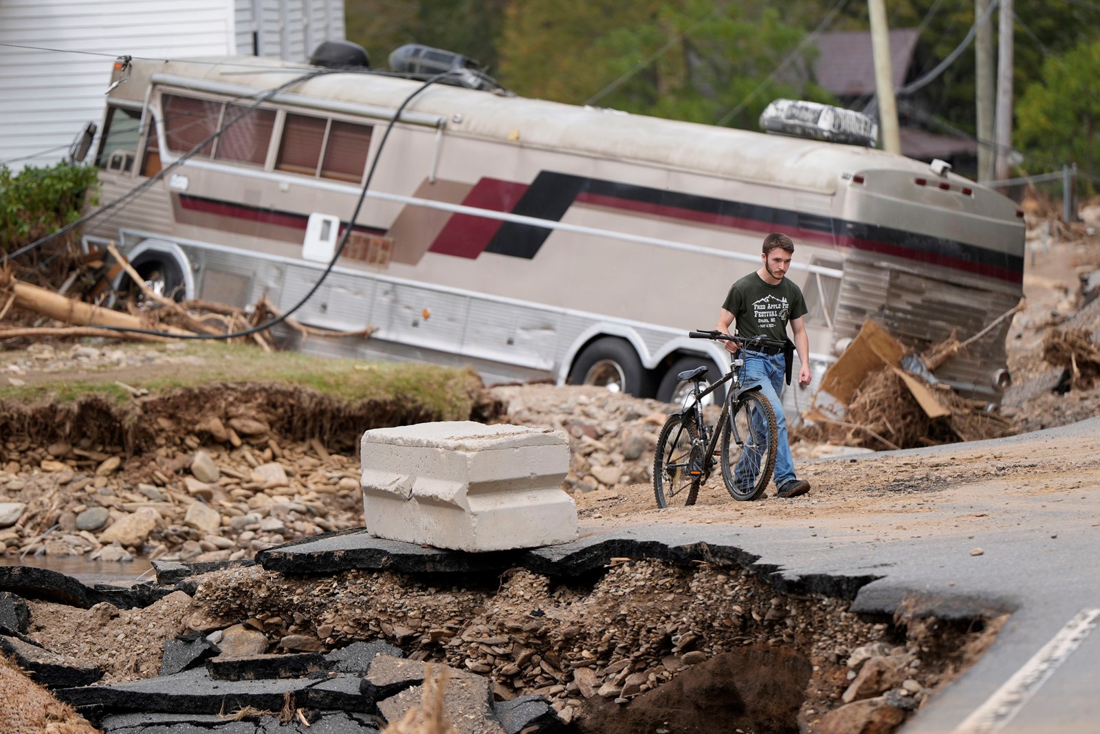 Hurricane_Helene_02924--429a5_1084771117.jpg
