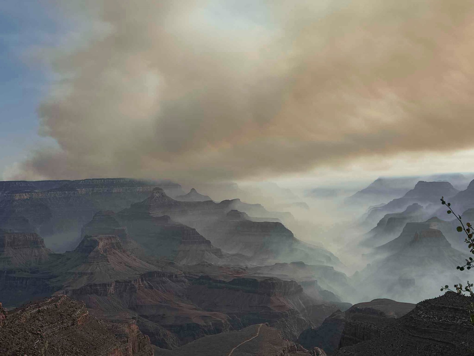 Grand_Canyon_Fire_22258--936fe_1095330365.jpg
