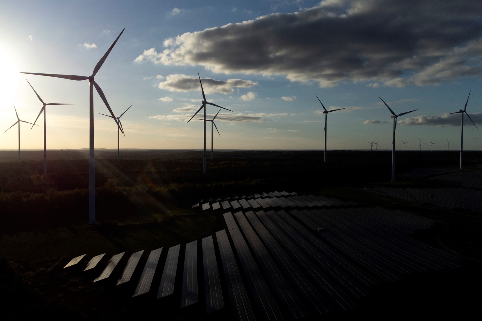 Climate_EU_Clean_Energy_92590--40aa8_1089102823.jpg
