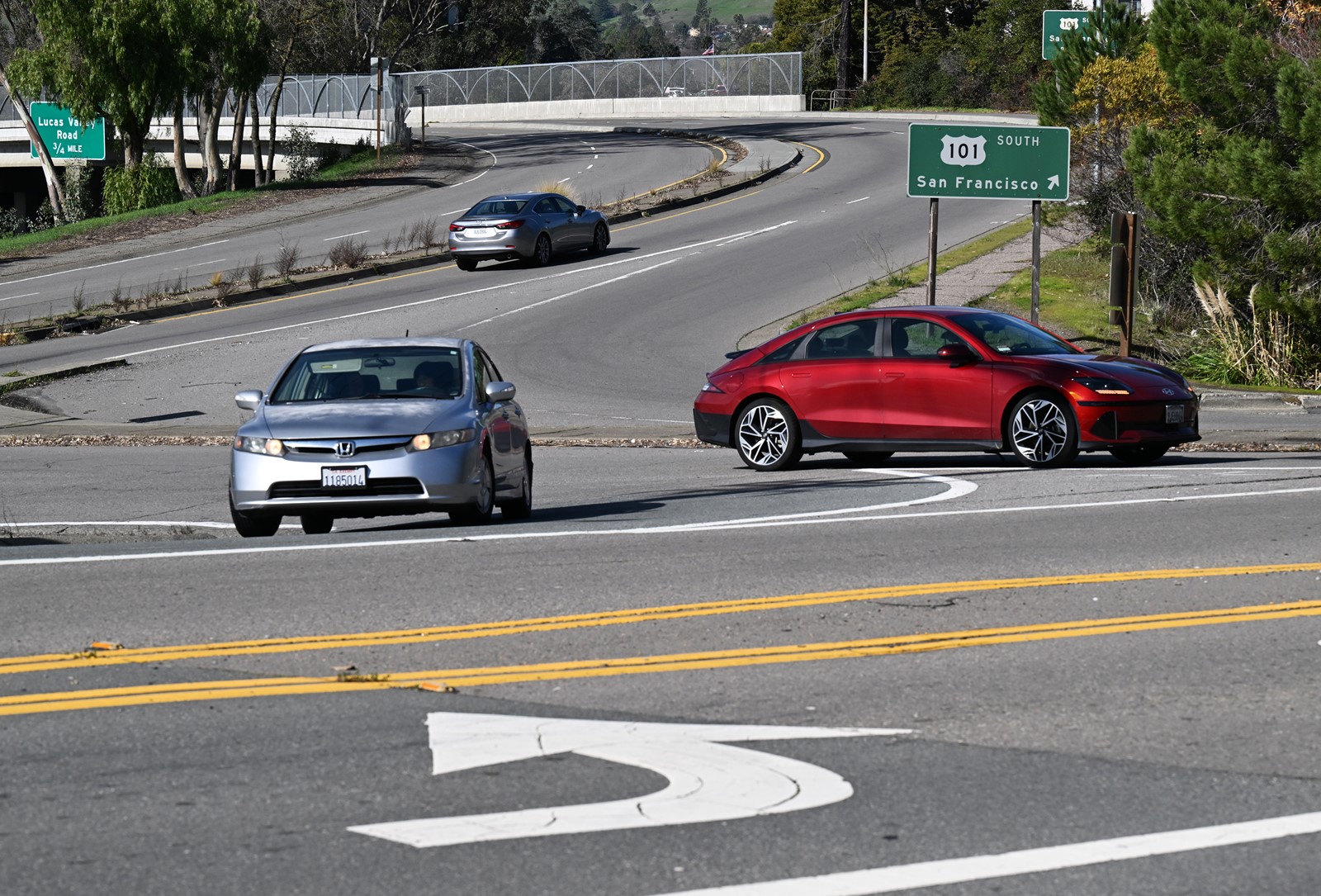MIJ-L-ROUNDABOUT-0206-04_1089464646.jpg