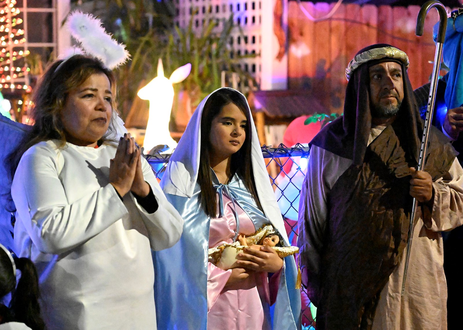 SGT-L-POSADA-1221-09_1087934835.jpg