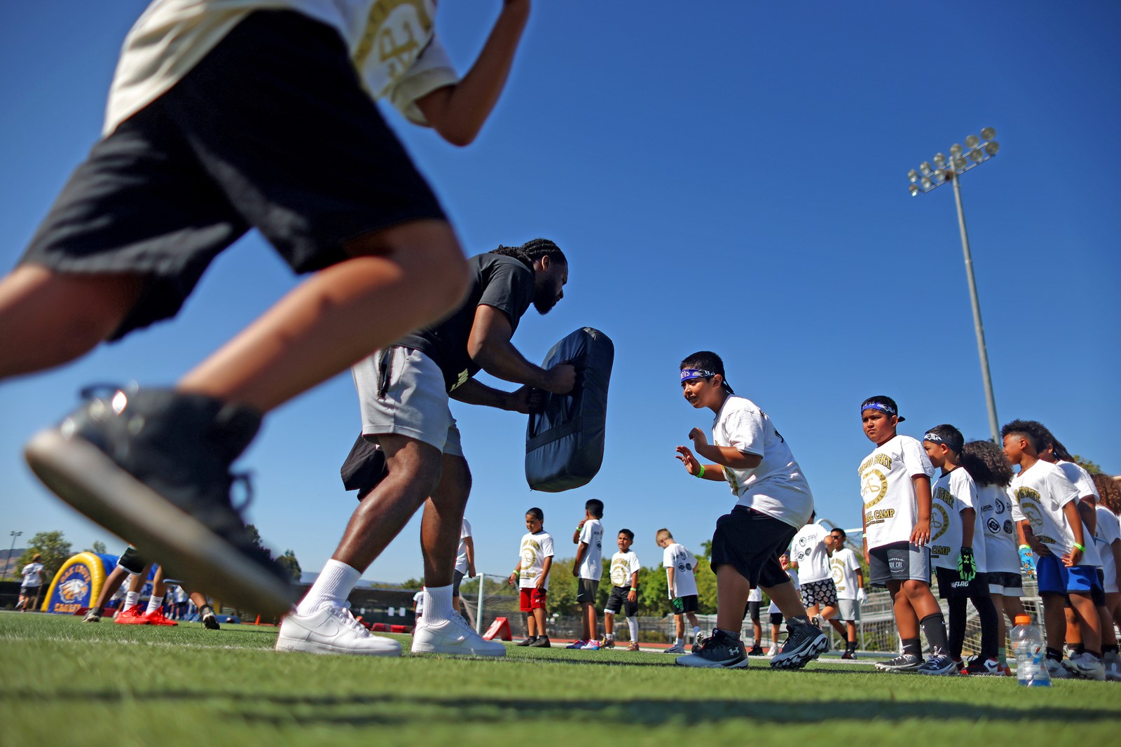 SJM-L-FOOTCAMP-0718-1_1095432207.jpg