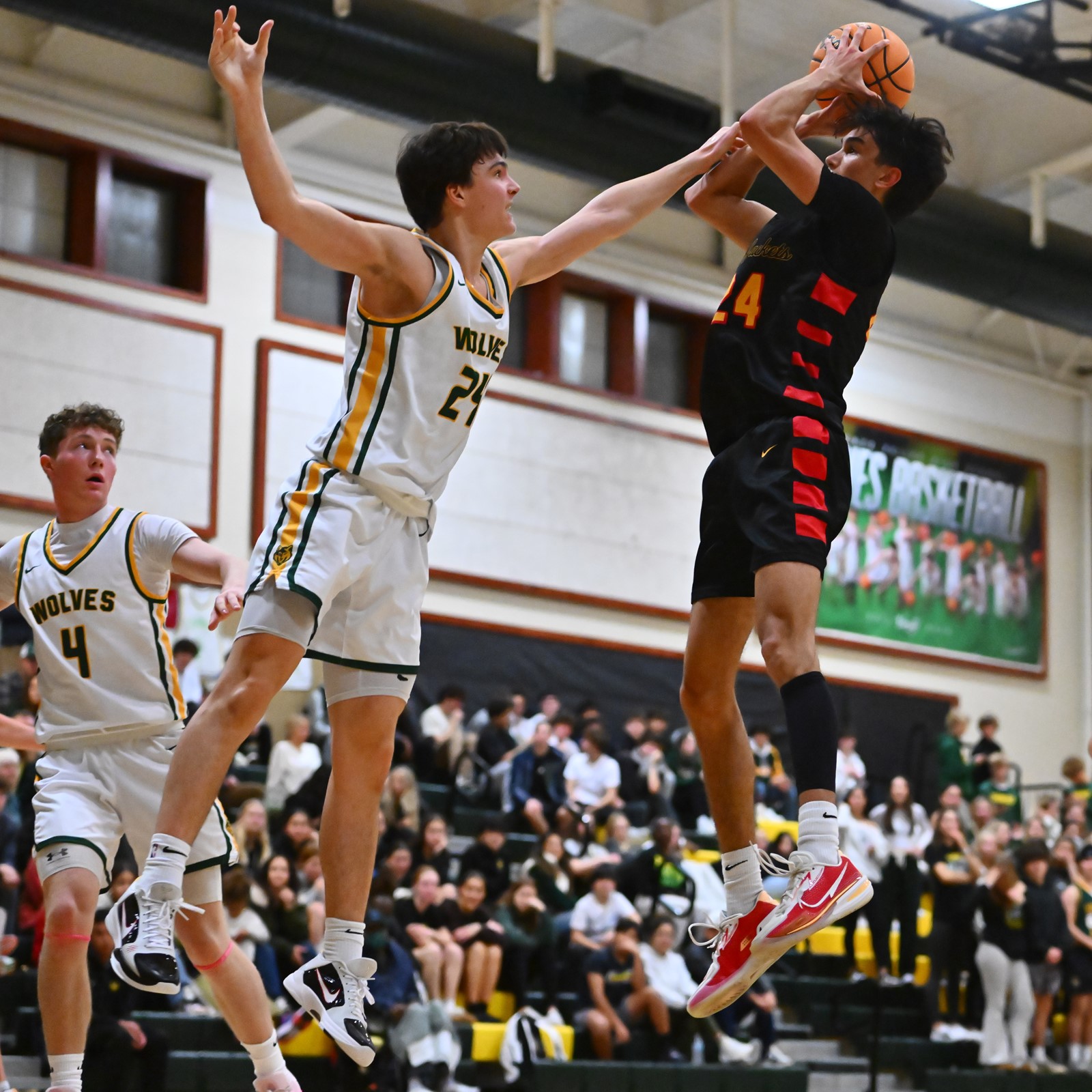0105_NWS_BNG-L-SRVHOOPS-0104-04_168095748_1073418070.jpg