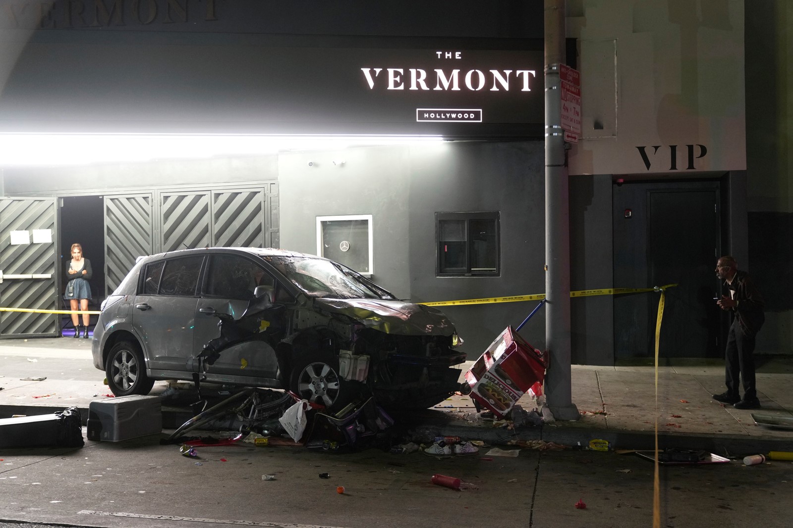 Los_Angeles_Vehicle_into_Crowd_45628--862a0_1095484614.jpg