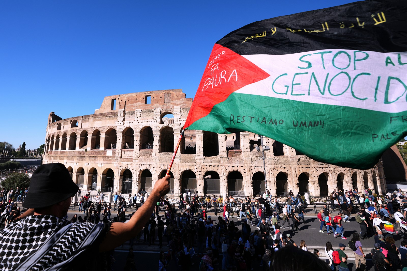 APTOPIX_Italy_Gaza_Protest_15630--77136_1098358710.jpg