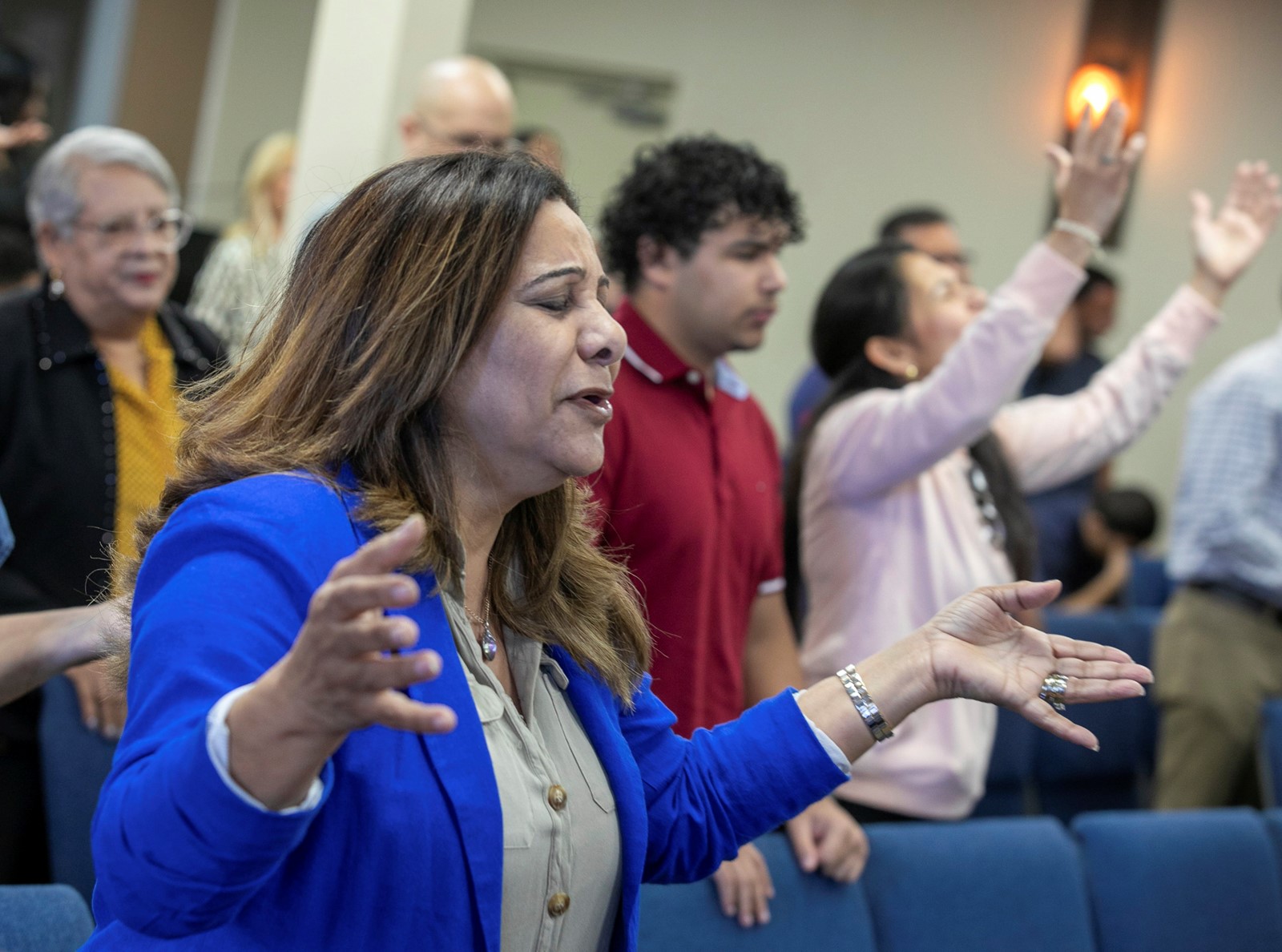 Immigration_Latino_Evangelicals_26211--25365_1089734193.jpg