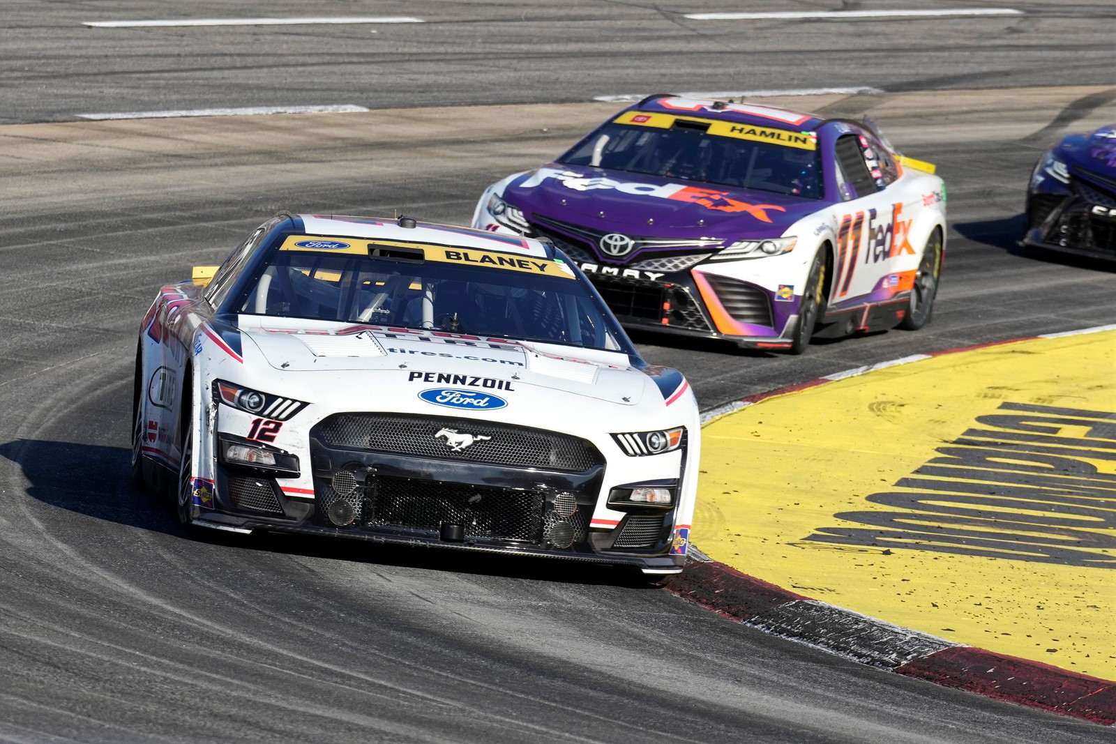 NASCAR_Martinsville_Auto_Racing_30076--6acce#1_1070973625.jpg