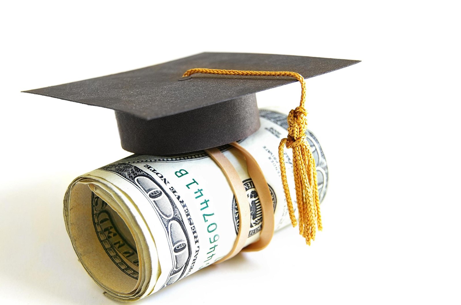 202306262329MCT_____PHOTO____BIZ-PFP-BANKRATE-FINANCIALAID-DMT_1078484592.jpg