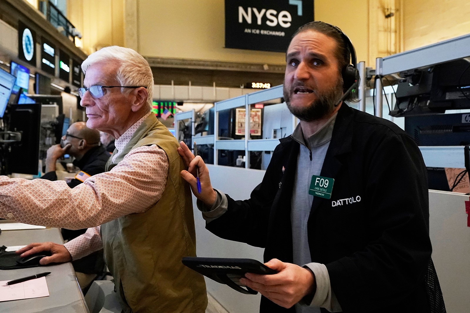 Financial_Markets_Wall_Street_96832--c46a9_1093049123.jpg