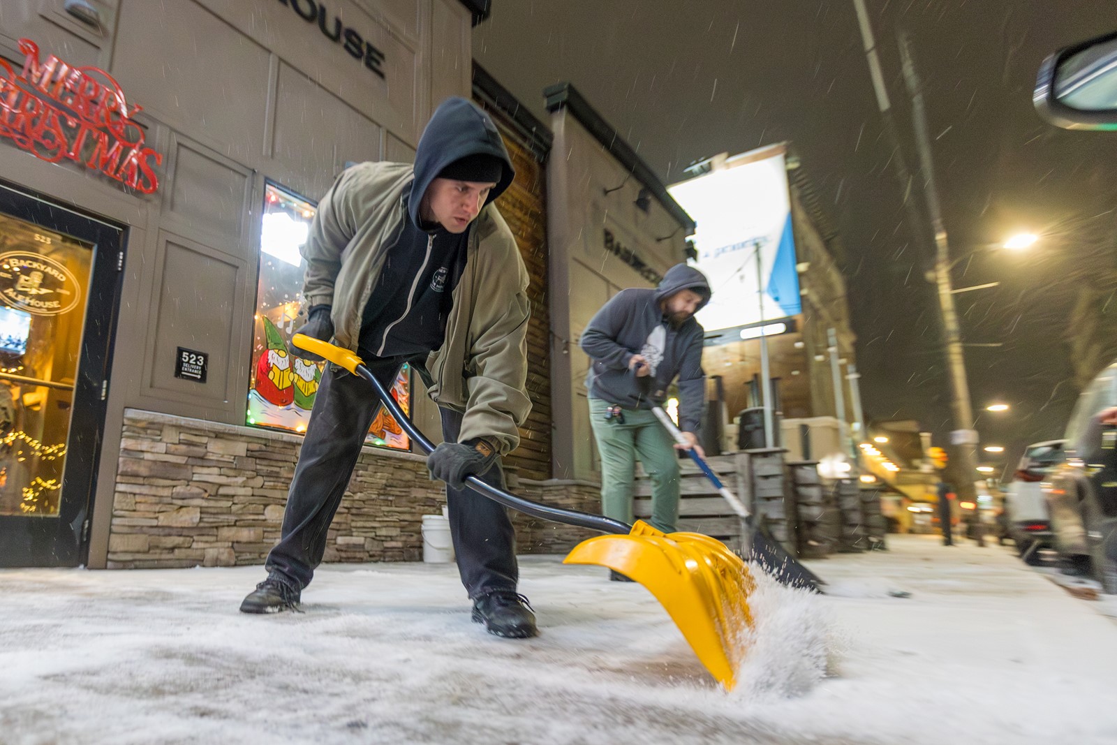 STT-L-SNOW-1228-1_1101469499.jpg